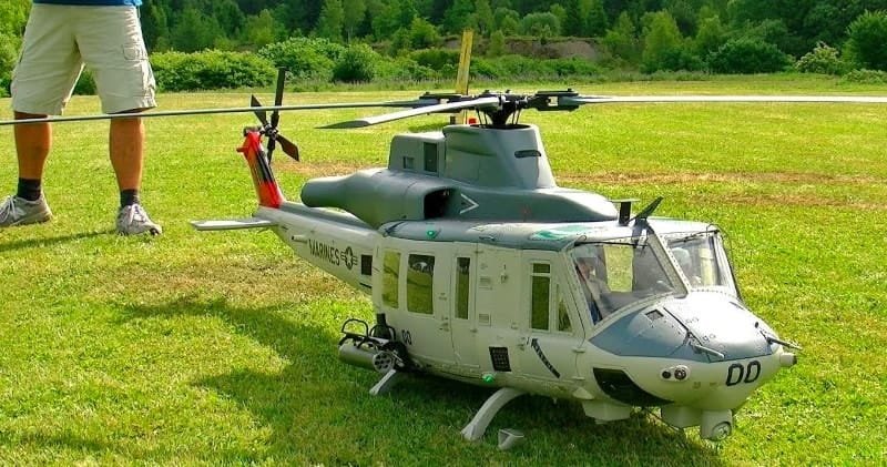 Huge Rc Bell UH-1Y Huey turbine scale model helicopter – Canvids