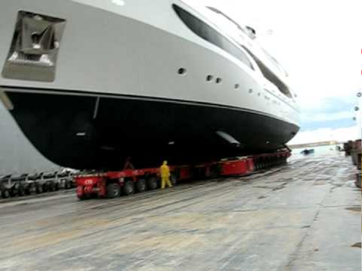 transporter refueled yacht